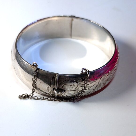 Vintage Mid-Century Sterling Burkhardt Birks Canada Engraved Floral Thick Bangle - Picture 3 of 7